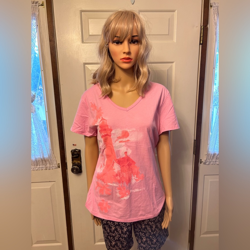 Hanes Live Love Color XL pink B neck tee